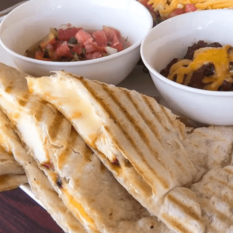 Quesadilla de Queso y Jamón de Pavo