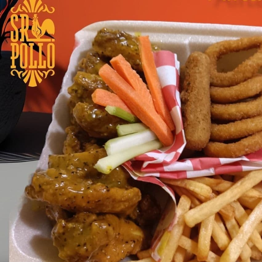 Combo Alitas + Aros de Cebolla+Papas a la francesa