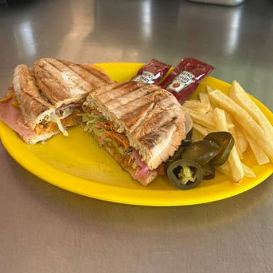 Torta Cochinita Especial
