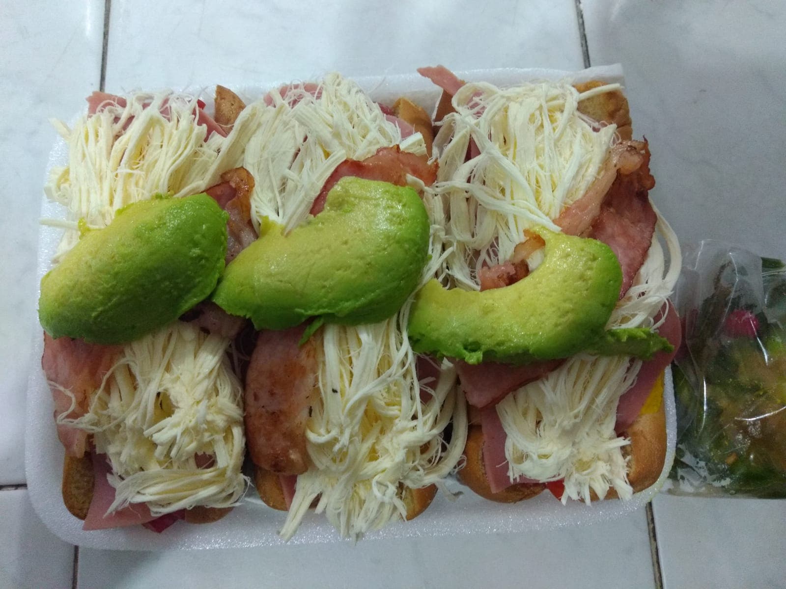 D´Luis Hot-dogs y Hamburguesas