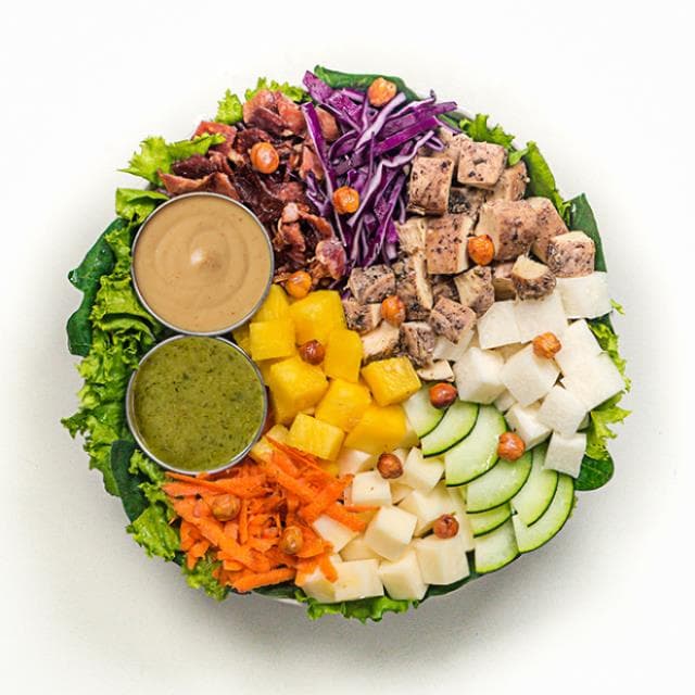 Ensalada Pineapple Chicken Bay