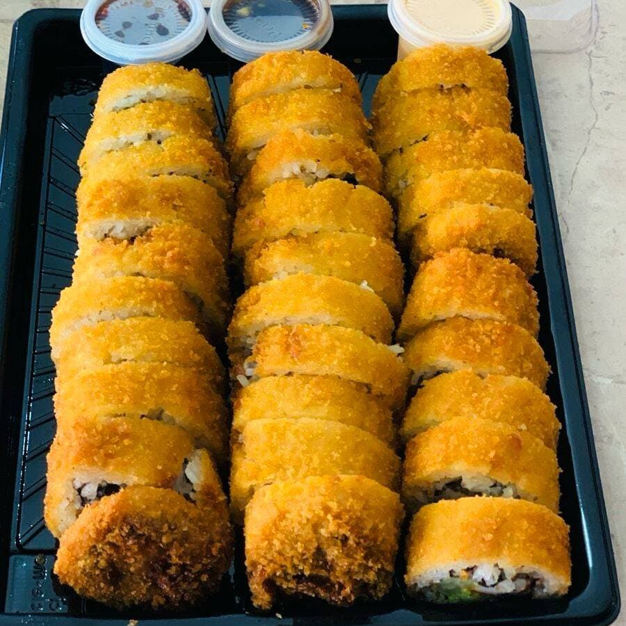 3 Rollos De Sushi Mar y Tierra