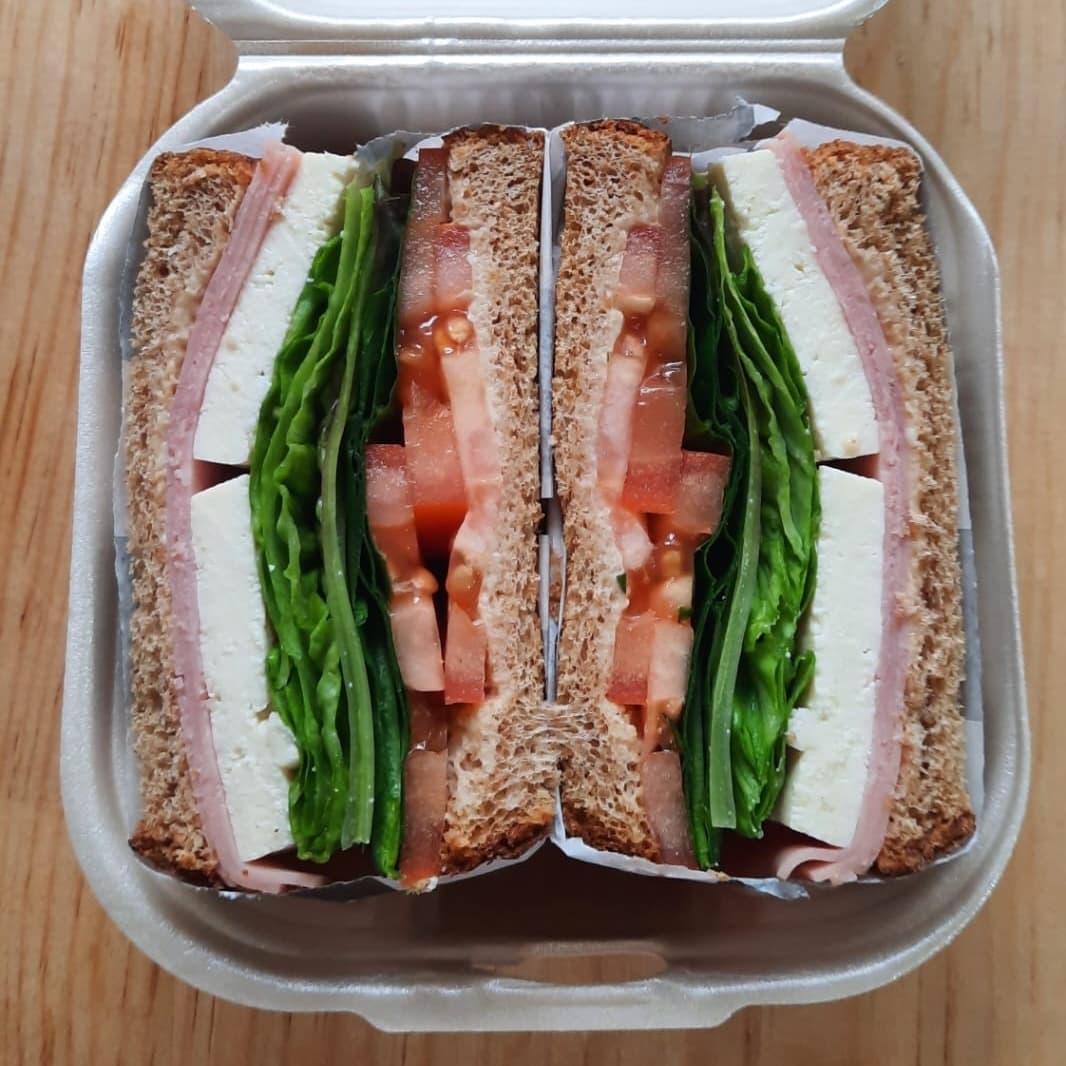 Sándwich Clásico