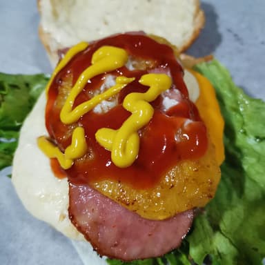 HAMBURGUESA HAWAINA