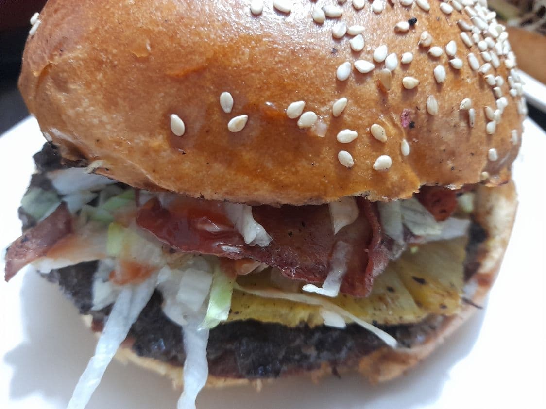Hamburguesa BBQ Jumbo Pan Artesanal