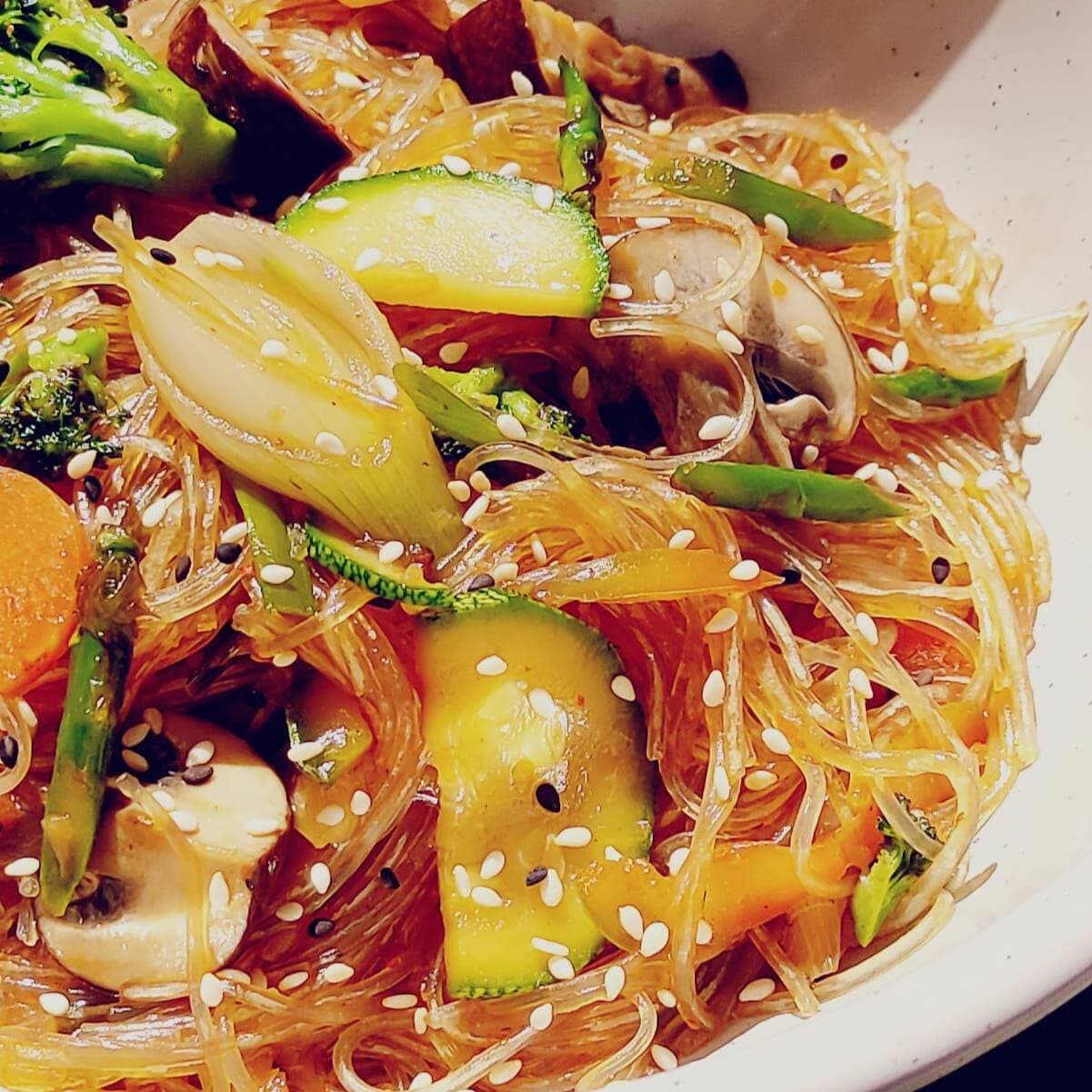 FIDEOS FRITOS DE ARRACHERA