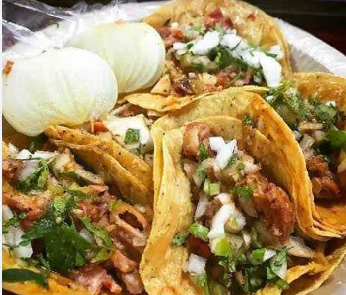 Tacos de tripita y ubre  Jovany