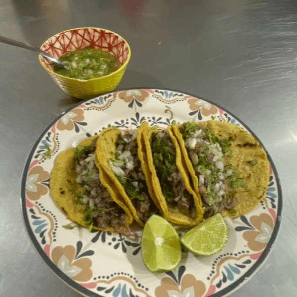 2 TACOS DE BARBACOA