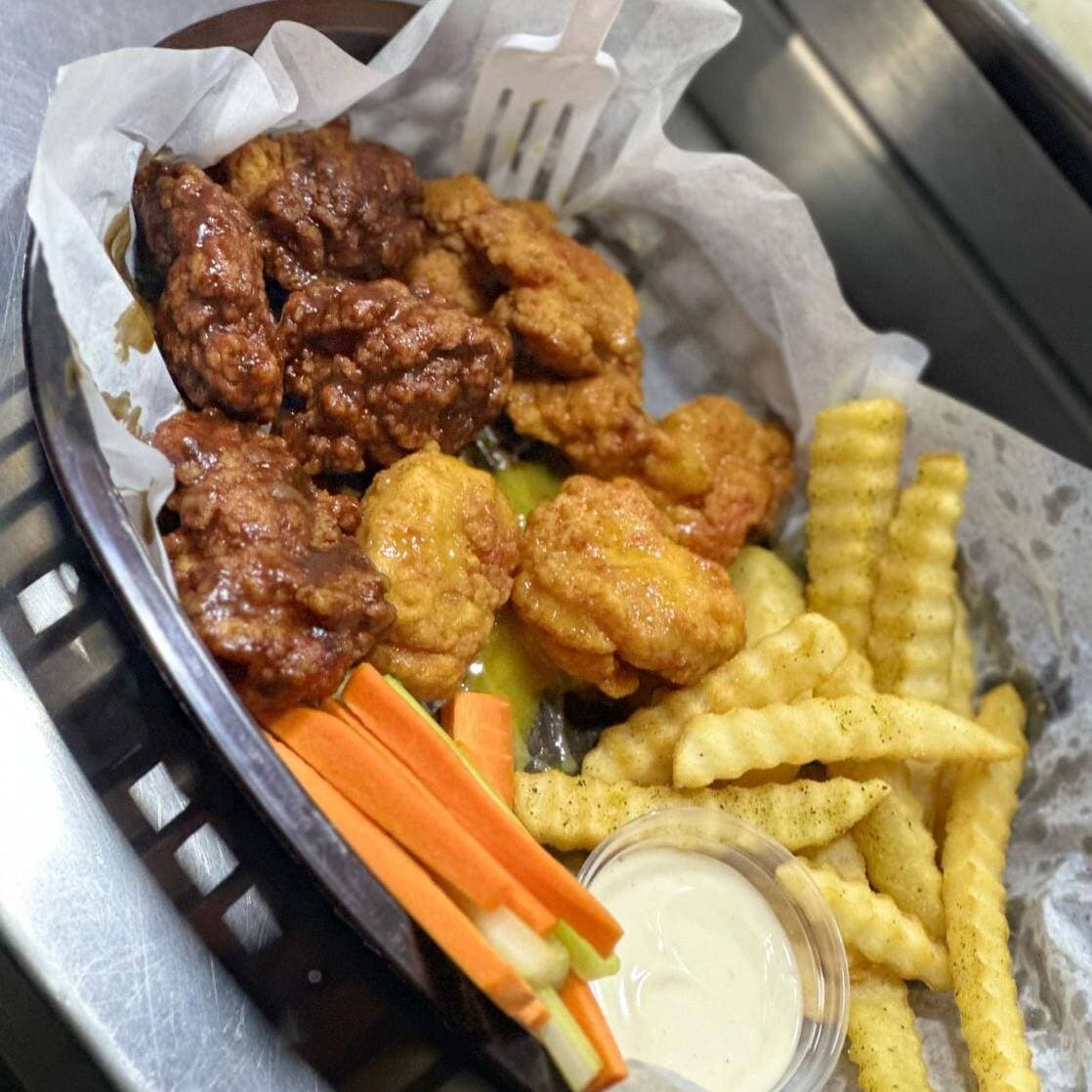 Orden de Boneless con Papas