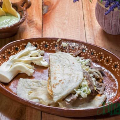 Quesa Chilas