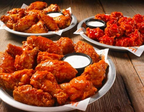 HOOTERS MALECON AMERICAS