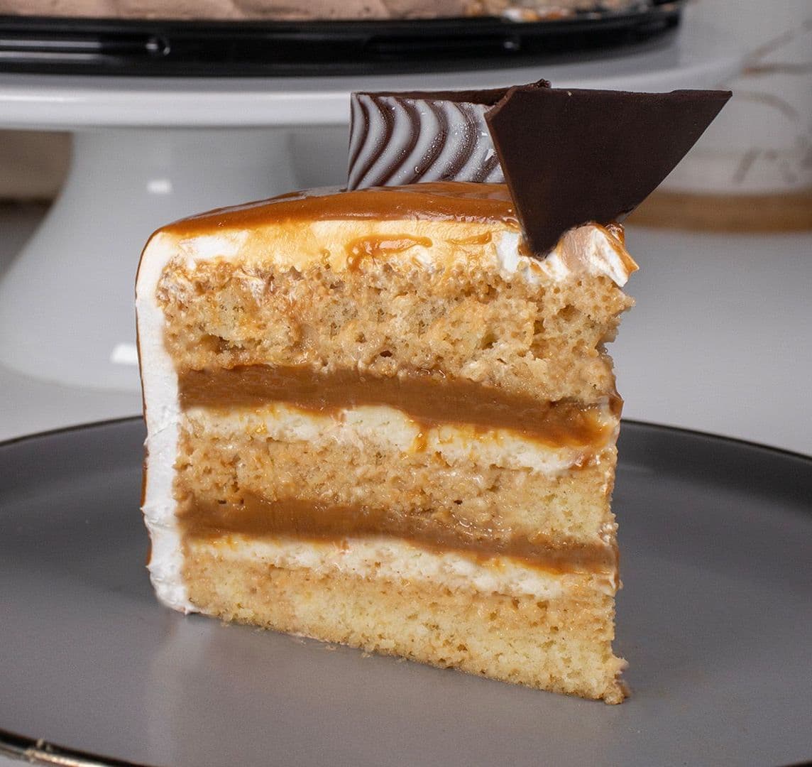 Rebanada Pastel Suspiro De Cajeta