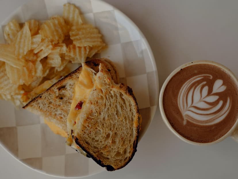 Raíces Coffee Shop