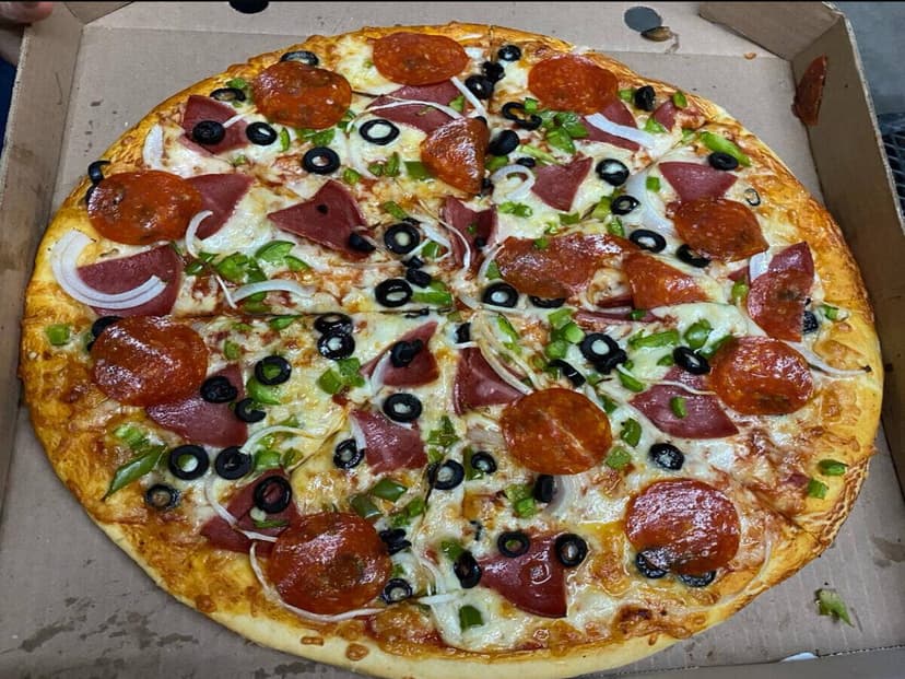 Viñedos Burger Pizzeria