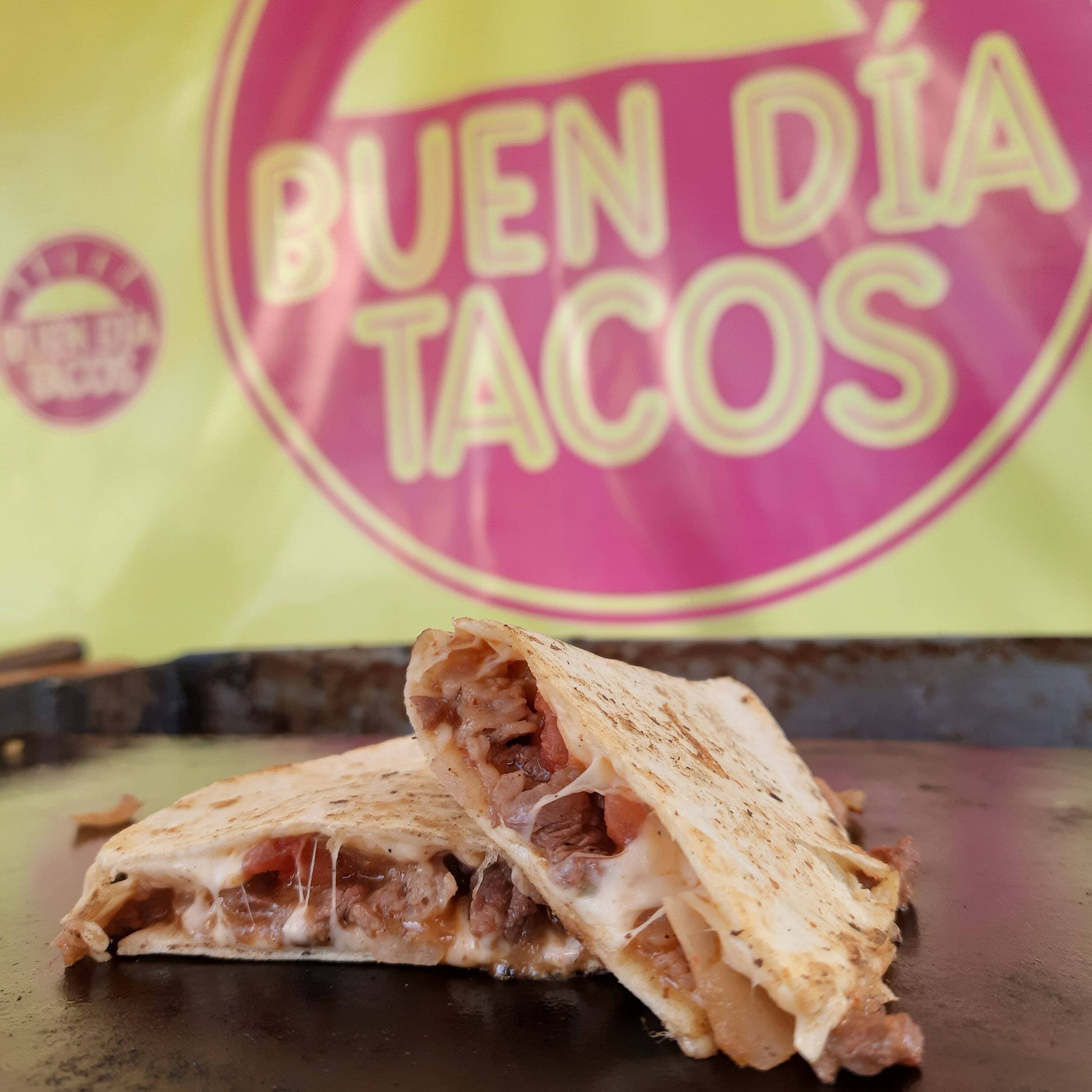 Quesadilla de Bistek a la Mexicana