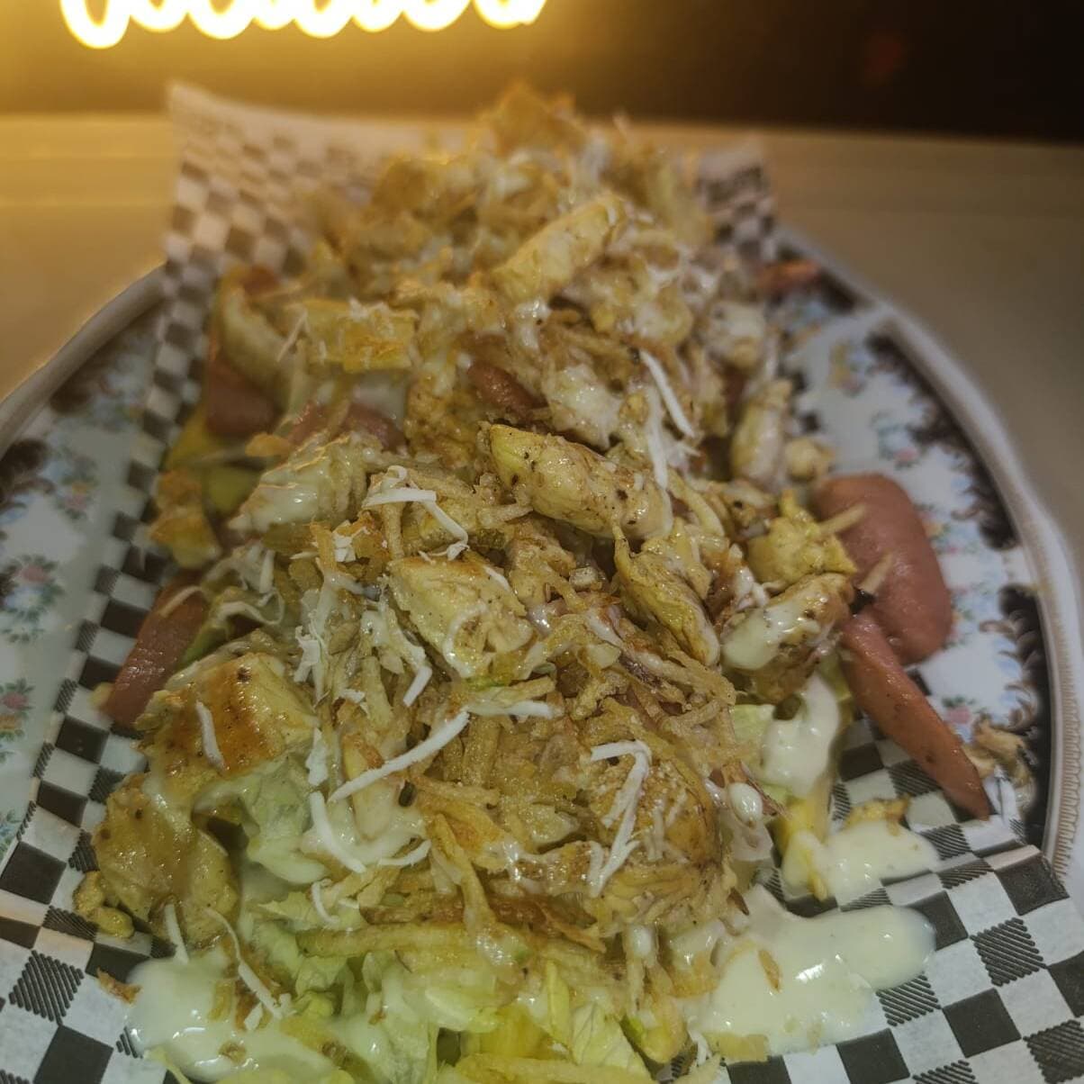 Salchipapa Pollo
