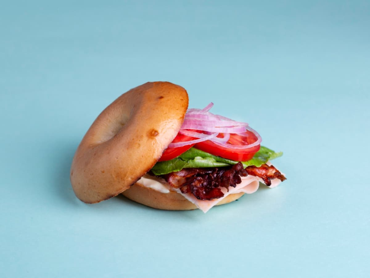 Complete Bagels - San Isidro