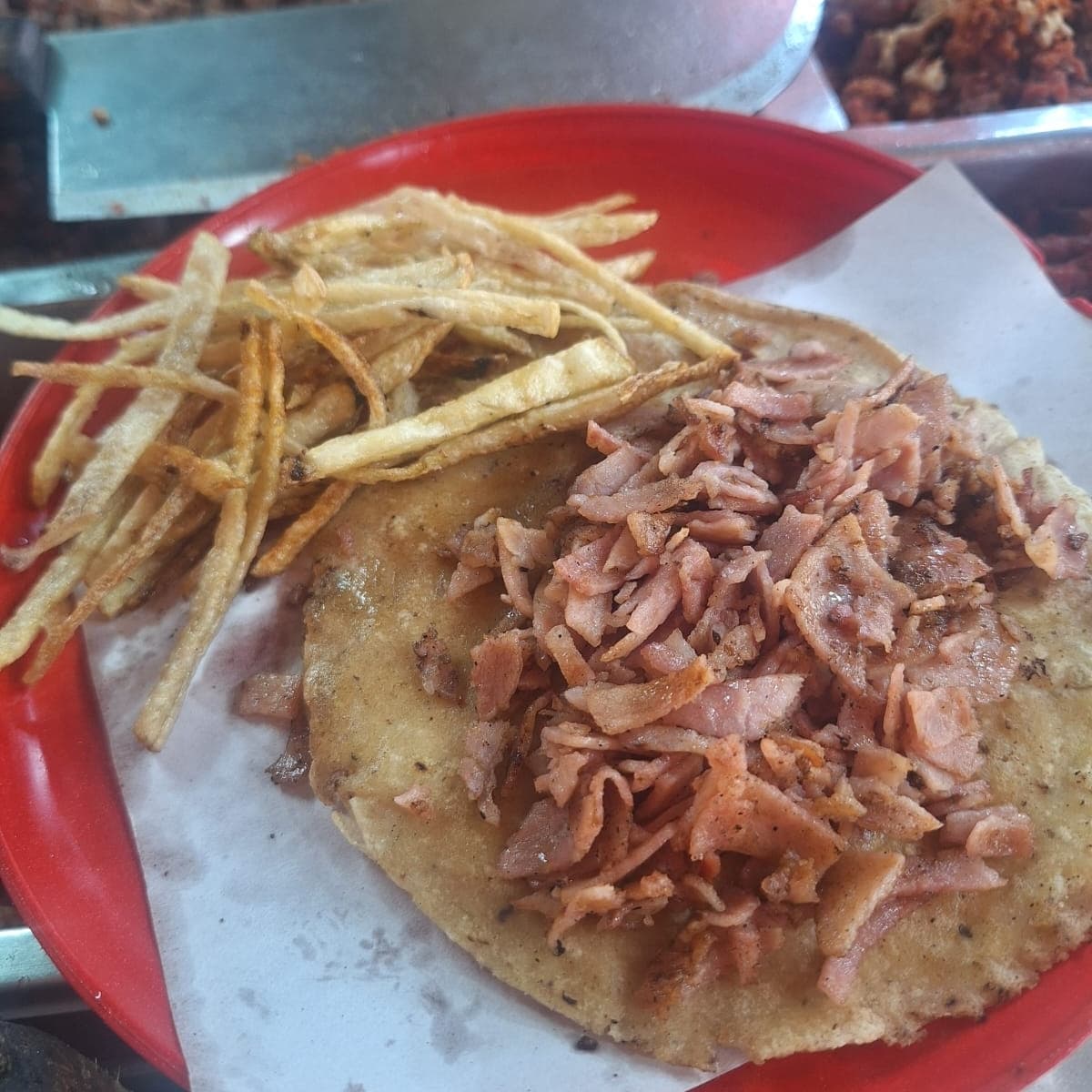 Taco Grande de Chuleta con Papas Fritas