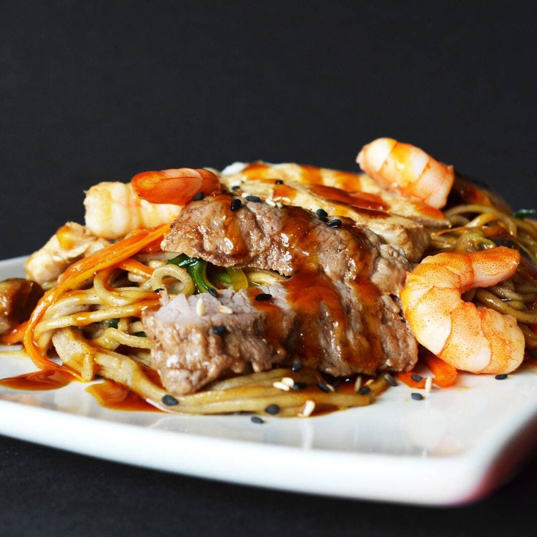 Yakisoba Mixta