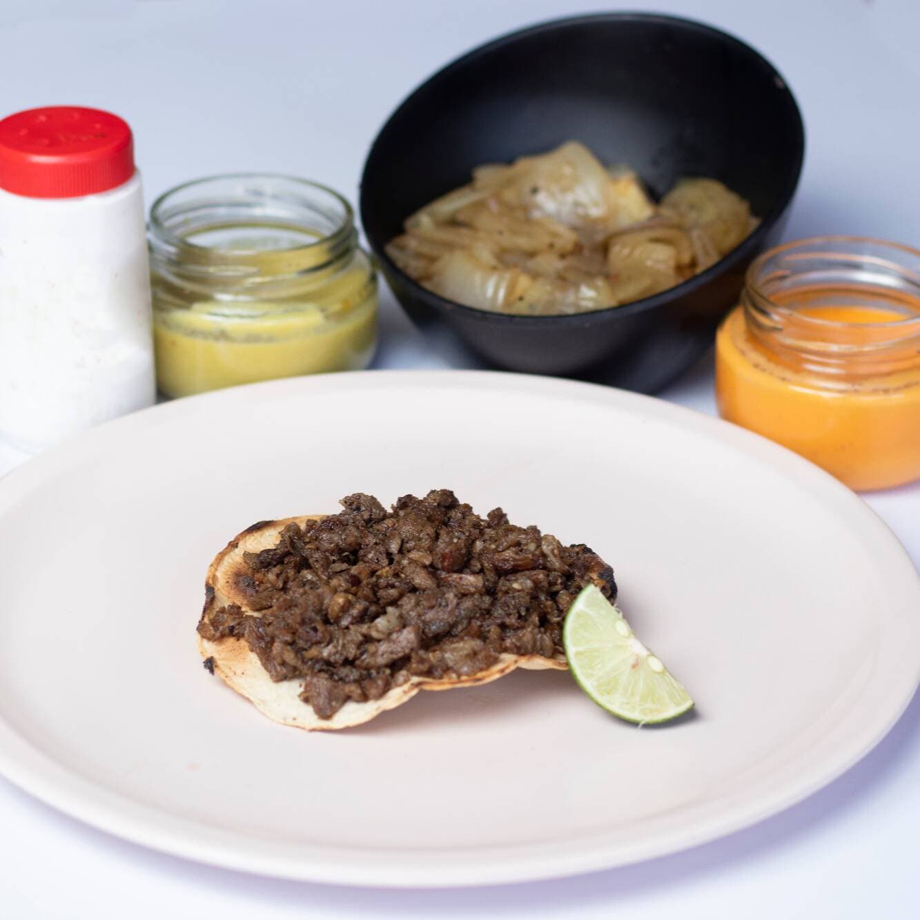 Tostada con Carne