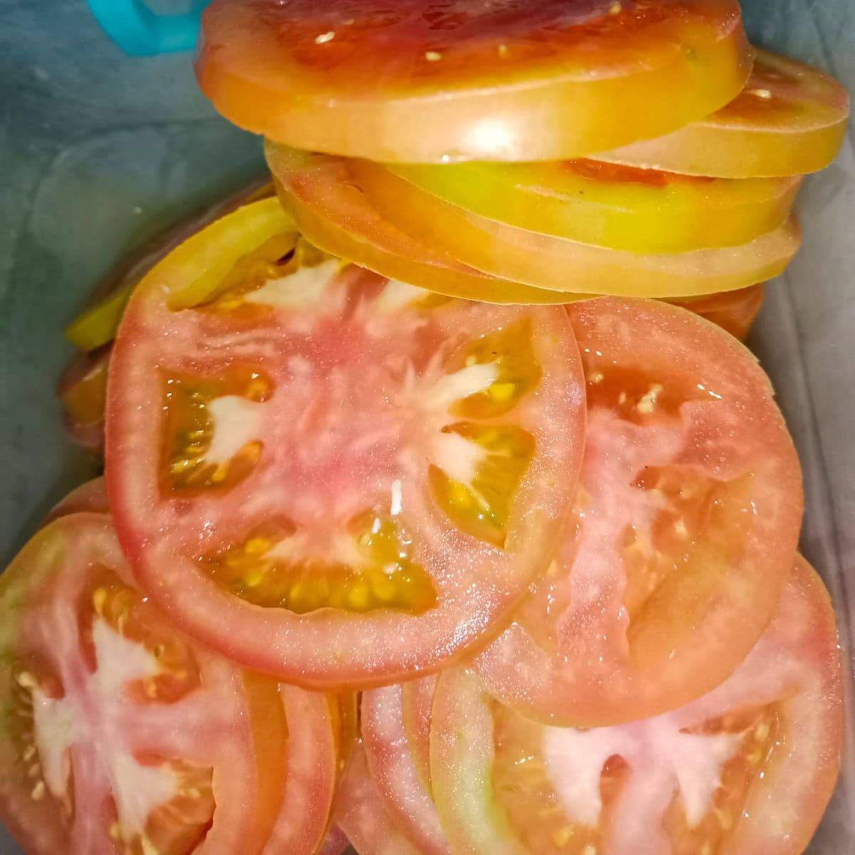 TOMATE