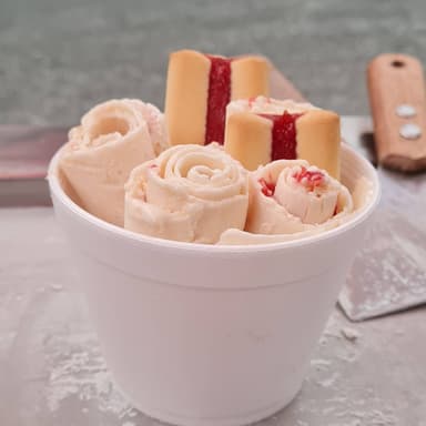 Helado en Rollo de Galleta