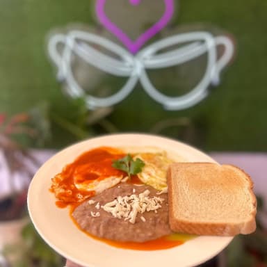 Huevos Divorciados