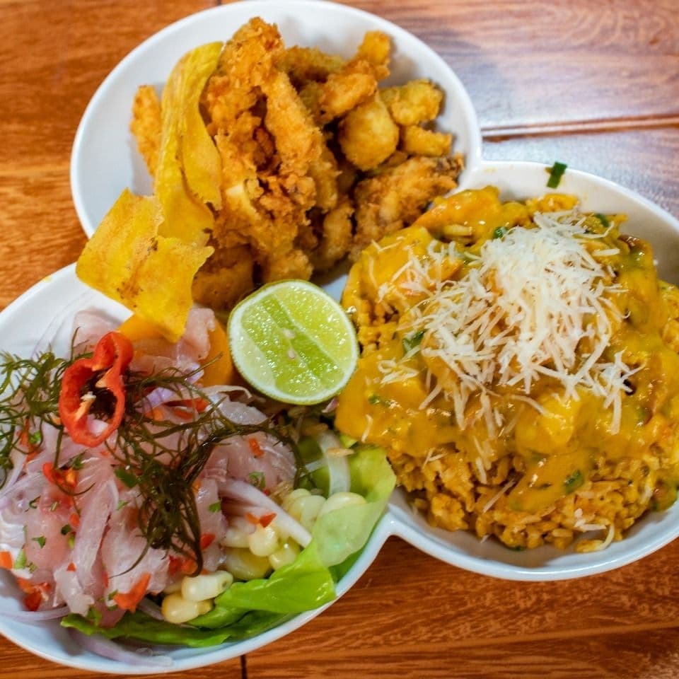 Ceviche+chicharrón+Arroz con Mariscos+Gaseosa600