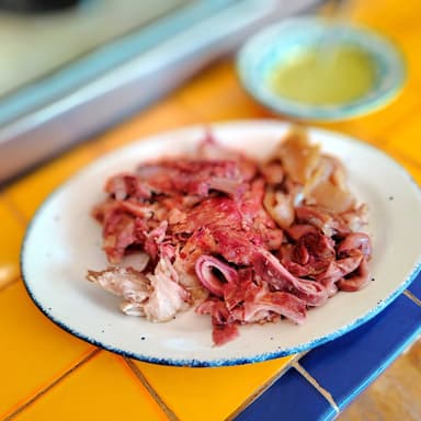 1/2 kg. Carnitas