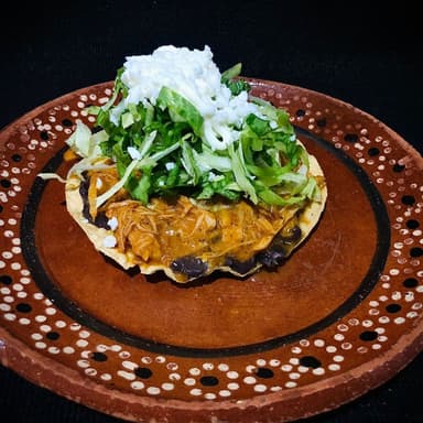 Tostadas de Cochinita