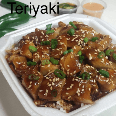 Teriyaki + Bebida 600 ML