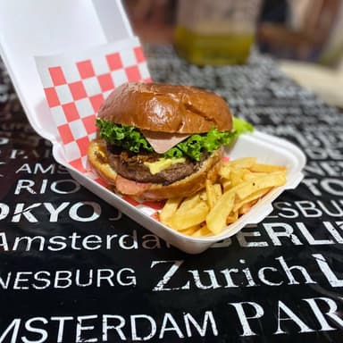 Hamburguesa Clasica con papas 🍔