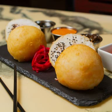 2 SUSHIBOLAS