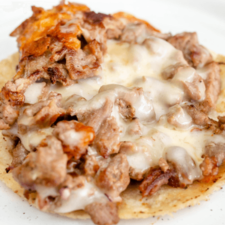 Taquito de Bistec con Queso