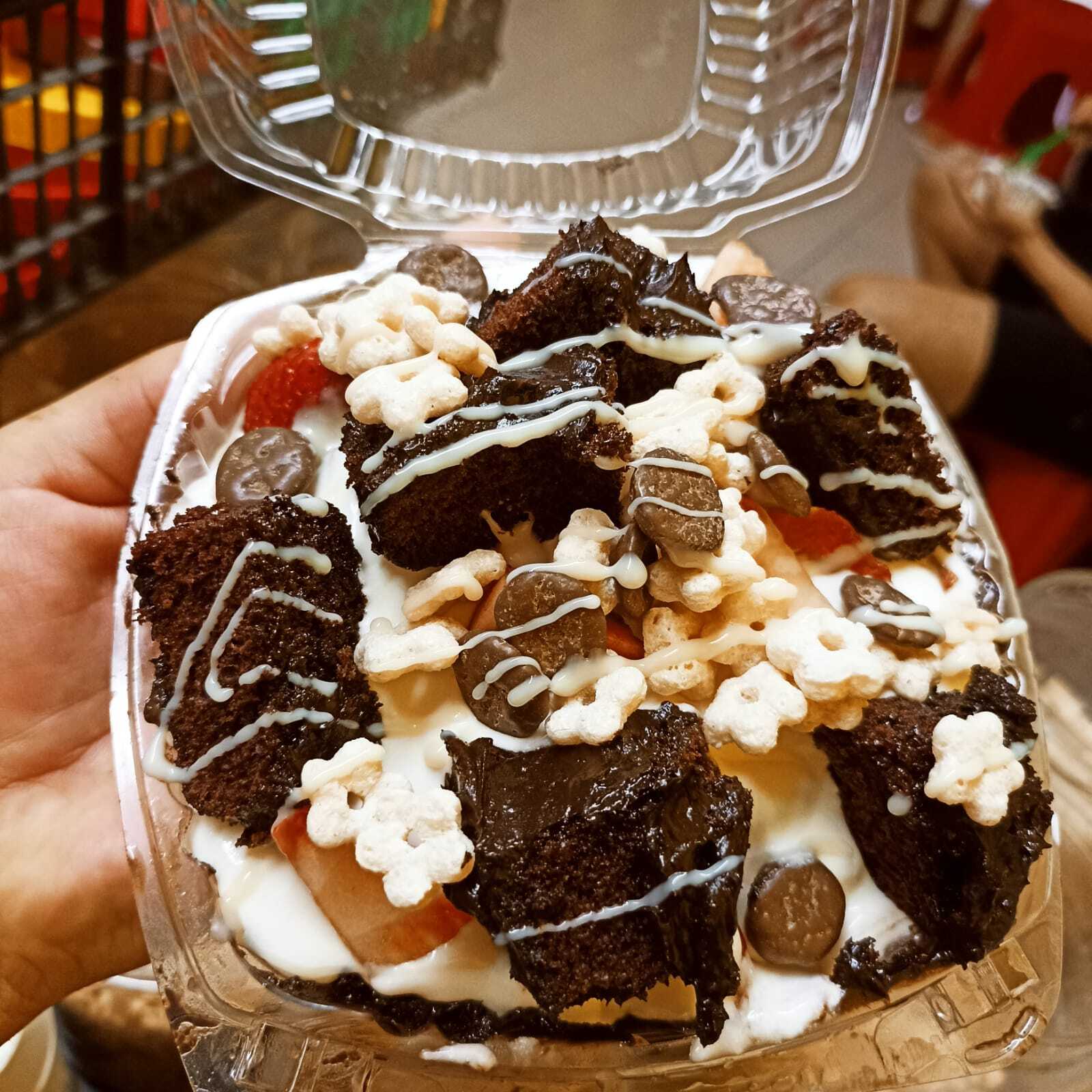 Rebanafresa Pastel Chocolate con Fresa y Crema