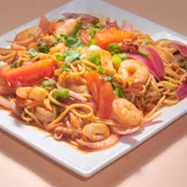 Tallarín Saltado de Langostinos