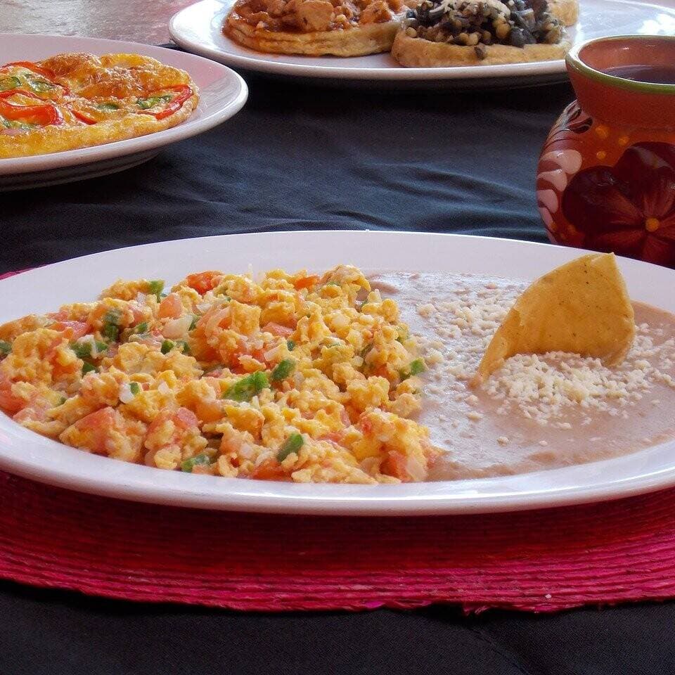 Huevos A la mexicana