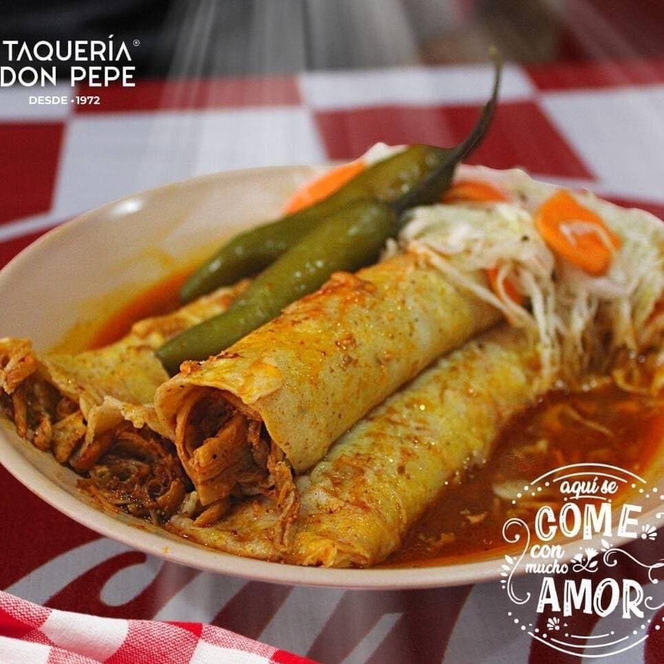 Combo Familiar 14 Tacos Cochinita+ 2Agua Fresca