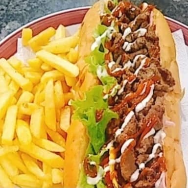 Combo perro fastfoodgrills y gaseosa personal