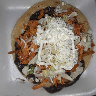Tostadas de Cochinita