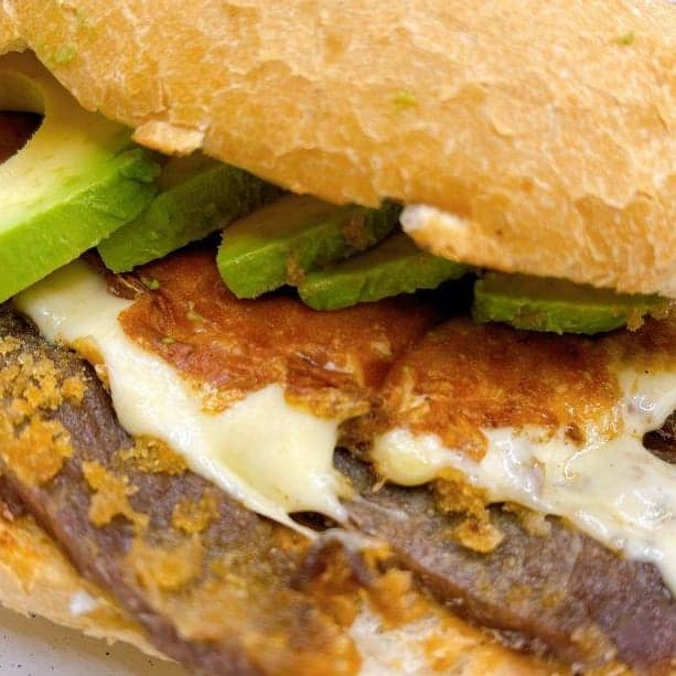 Torta de Milanesa de Res