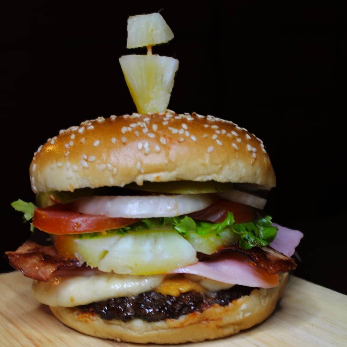 Hamburguesa Hawaiana