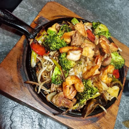 Teppanyaki Salmón