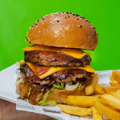 Hamburgesa con BBQ