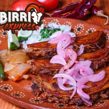 Combo Tacos con Queso de Birria