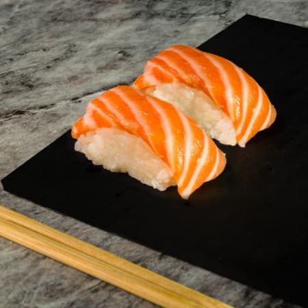 Nigiri de Salmón