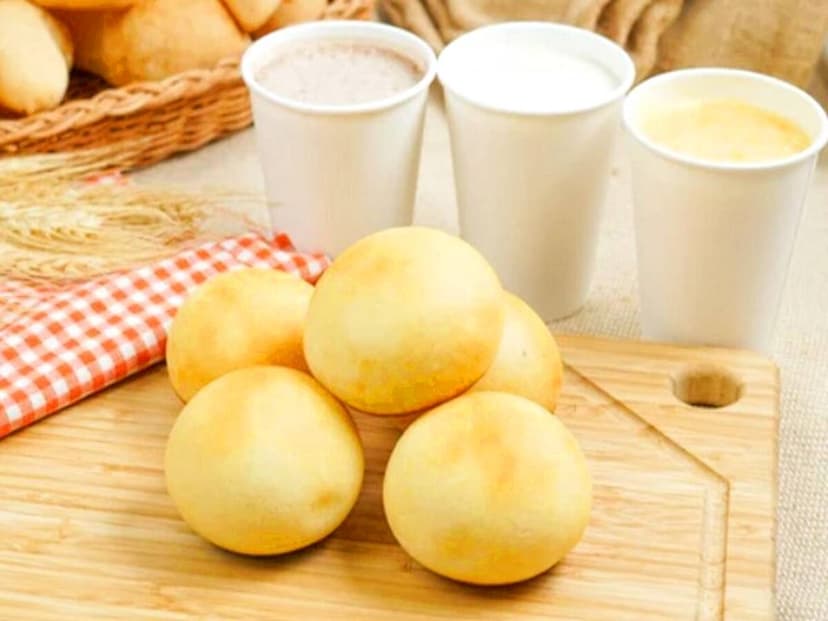 Panadería Montecarlo (Flora)