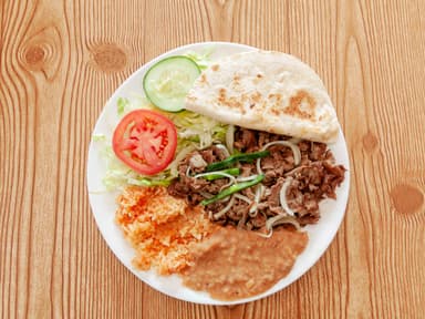 Arrachera Asada , 2 Quesadillas 1 Agua Lt