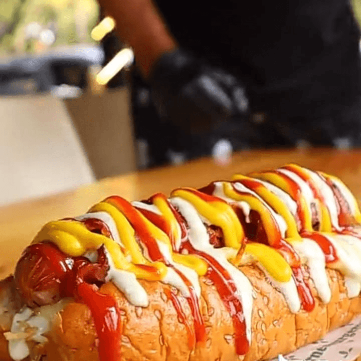 PERRO SUIZO ESPECIAL GRATINADO+BEBIDA