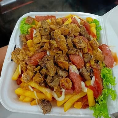 Salchipapa de Carne de res